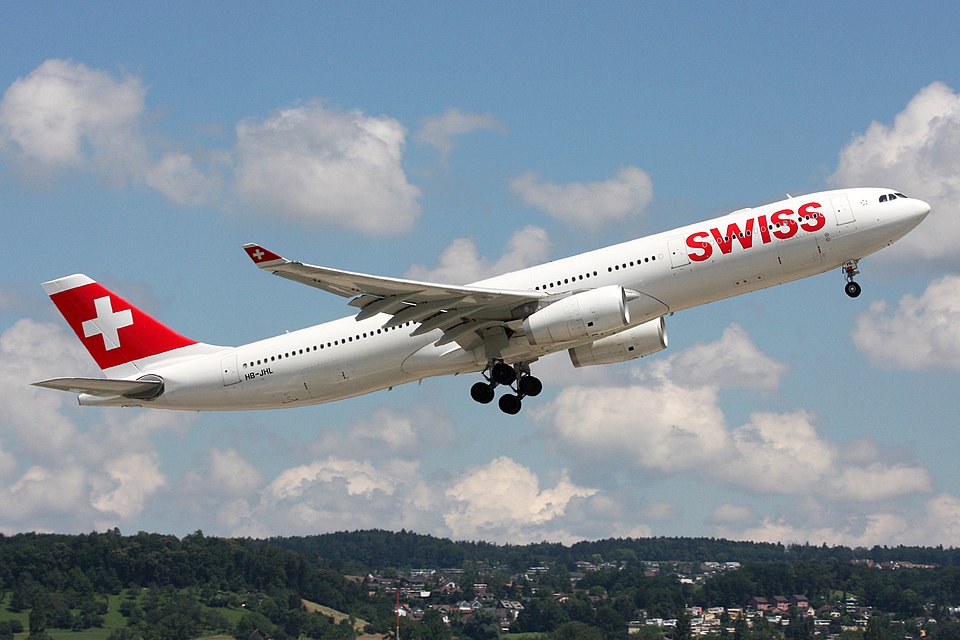 Swiss International Air Lines Airbus A330 343 HB JHL 21648719180